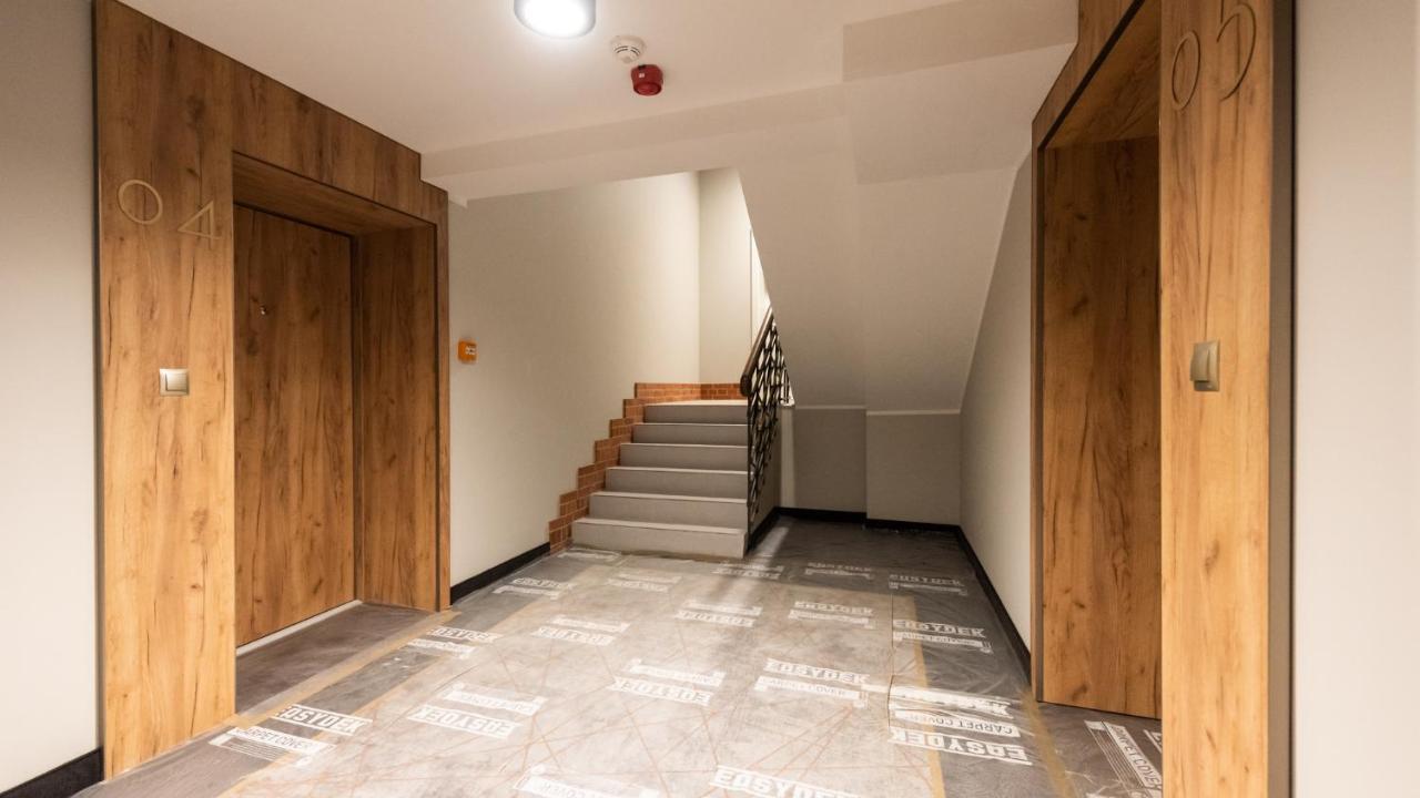 Flatbook - Center Waterlane Vintage With Gym Apartament Gdańsk
